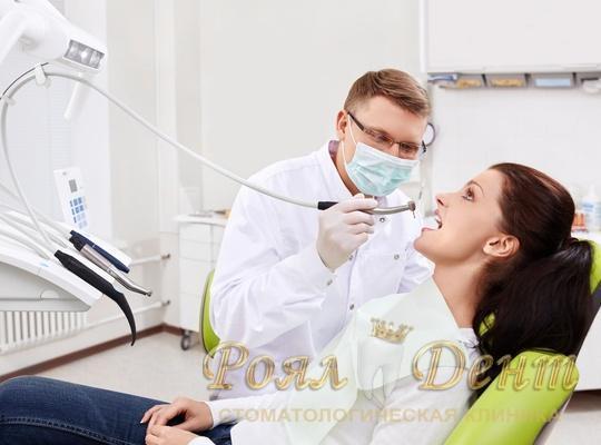 the-dentist-treats-teeth-of-patient-2022-02-22-16-53-04-utc-1.jpg